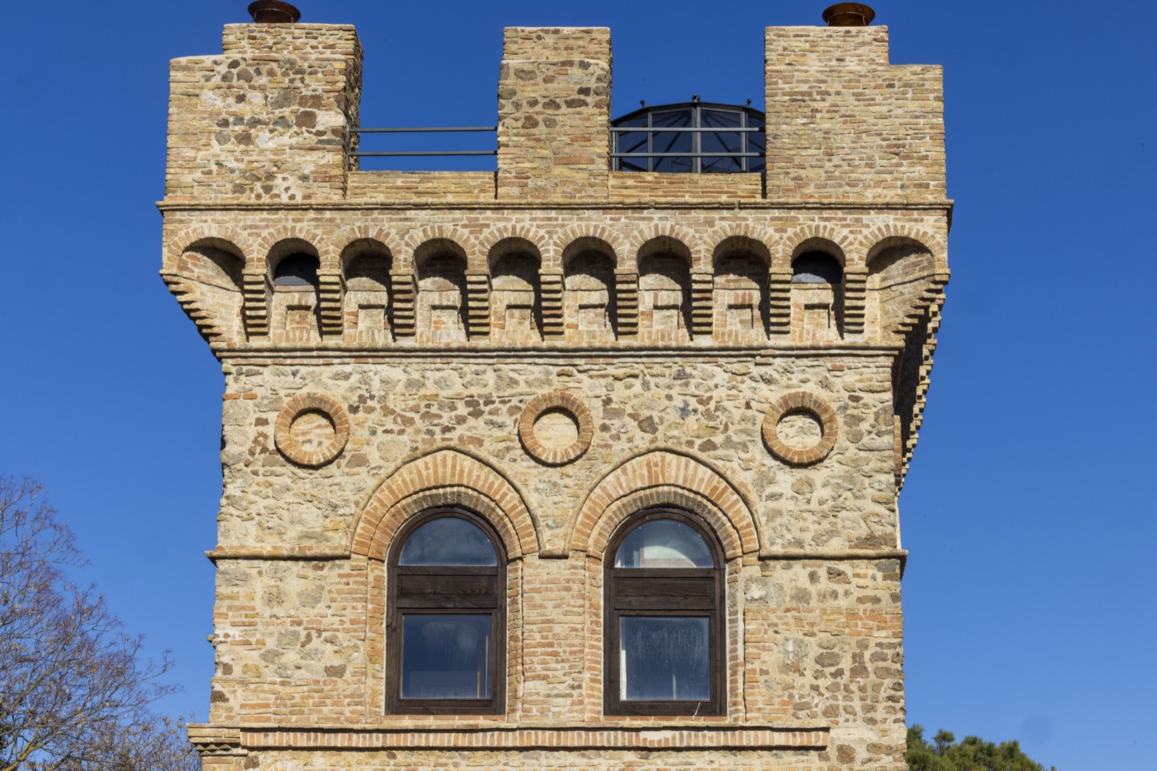 Tower architecture